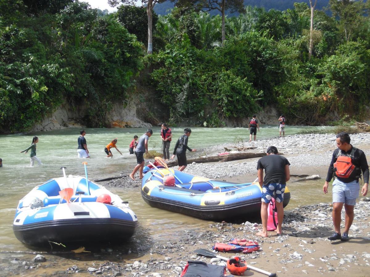 Ambow Homestay Jungle Trekking & Village Tour Bukit Lawang Exterior foto
