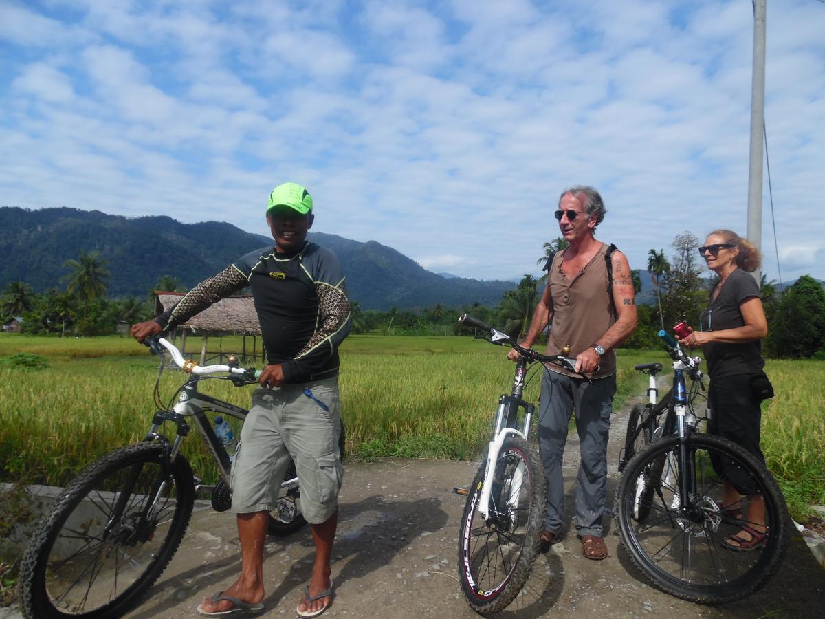 Ambow Homestay Jungle Trekking & Village Tour Bukit Lawang Exterior foto